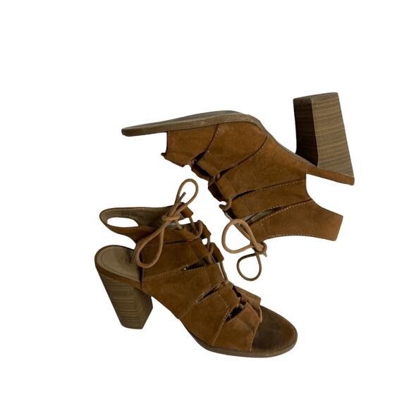 Kenneth Cole Reaction Size 7 Brown Leather Lace Up Tie Chunky Heels - Picture 1 of 9